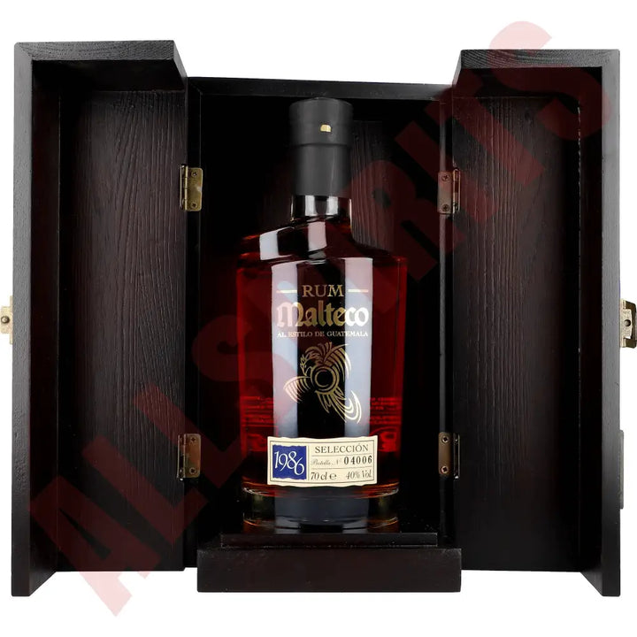 Malteco Seleccion 1986 40% 0,7 ltr. Wooden Box - AllSpirits